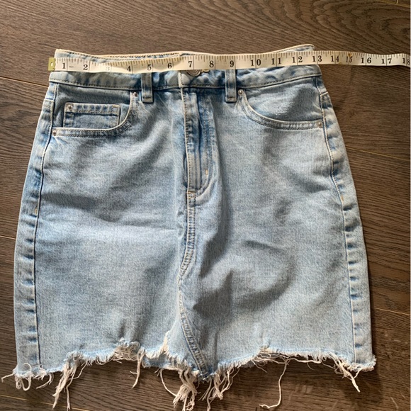 Light blue denim skirt - Picture 10 of 11